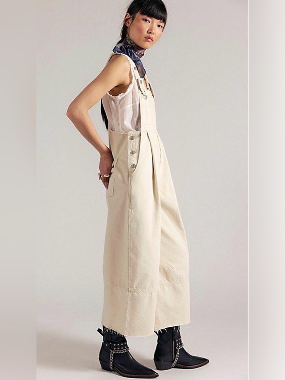 Free People 
Women's Natural Rambler Overalls 
Wide-Leg Denim